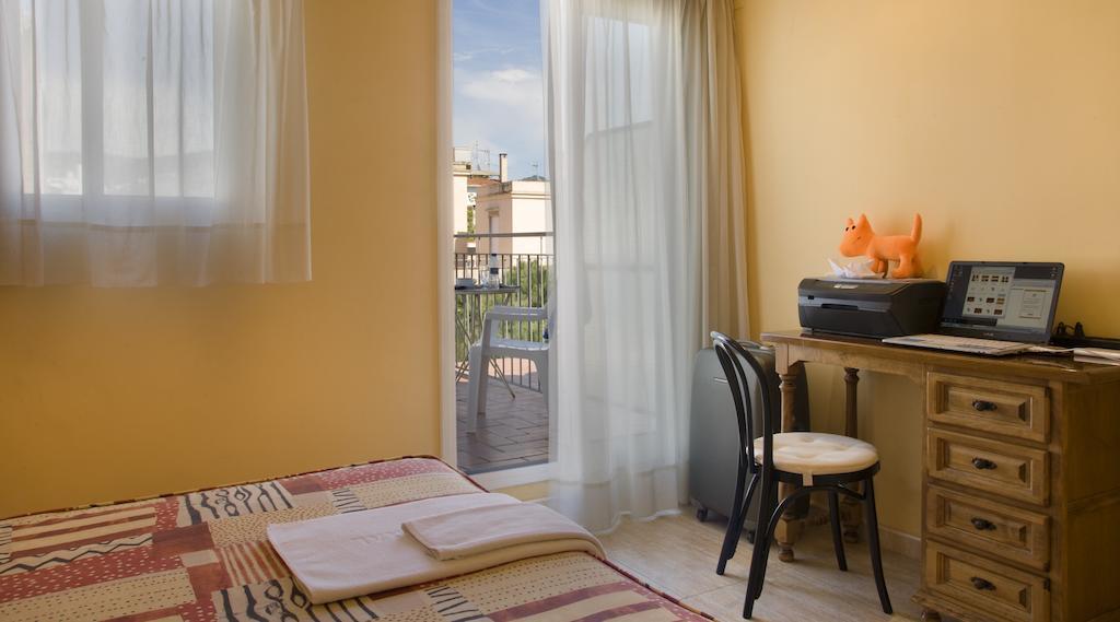 Hotel Central Normandie Сиджес Номер фото