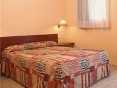 Hotel Central Normandie Сиджес Экстерьер фото